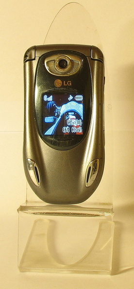 LG_F3000.jpg