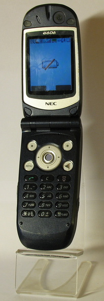 NEC e606